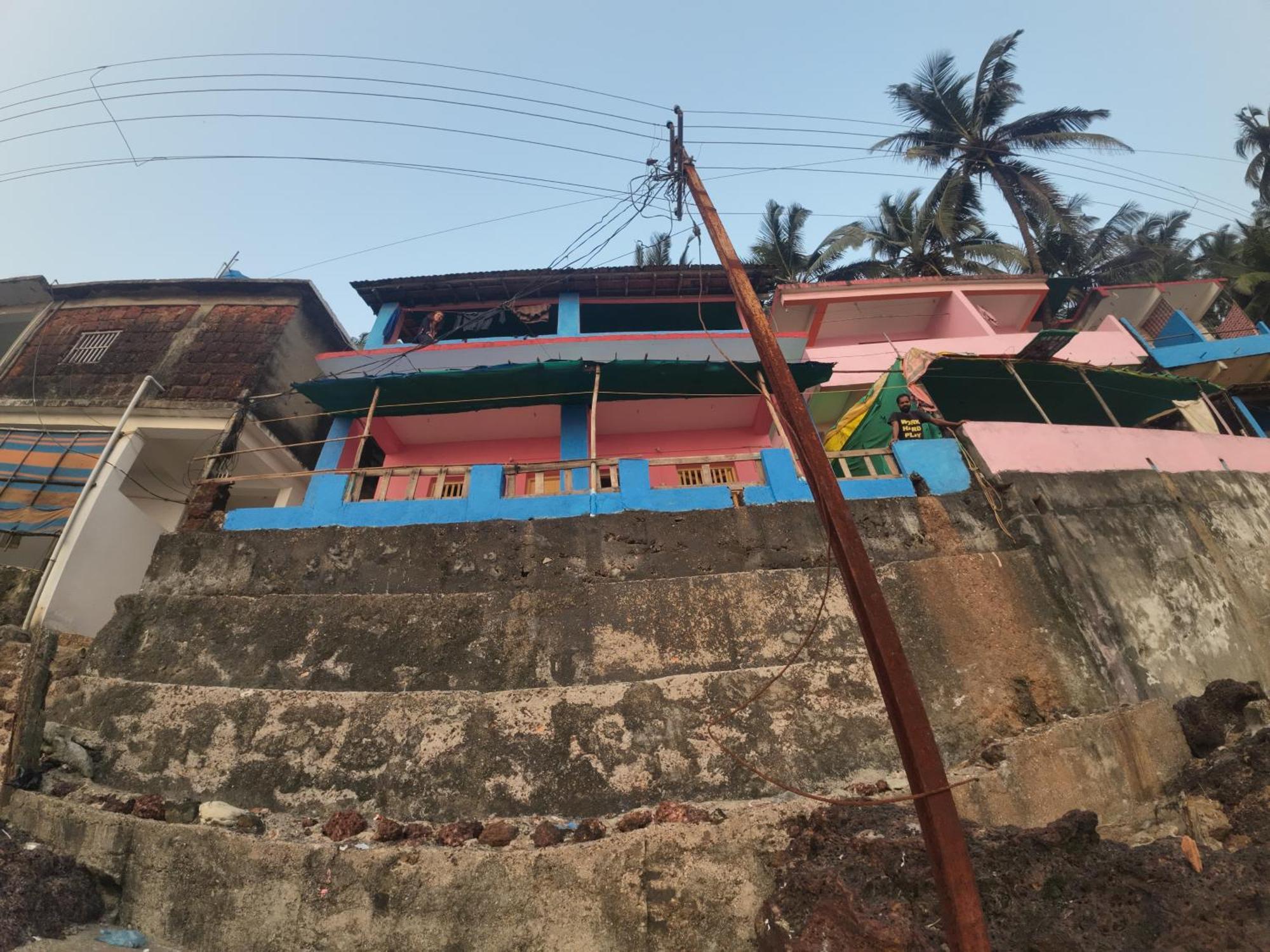 Om Ganesh Guest House Cliffside Arambol Exterior photo