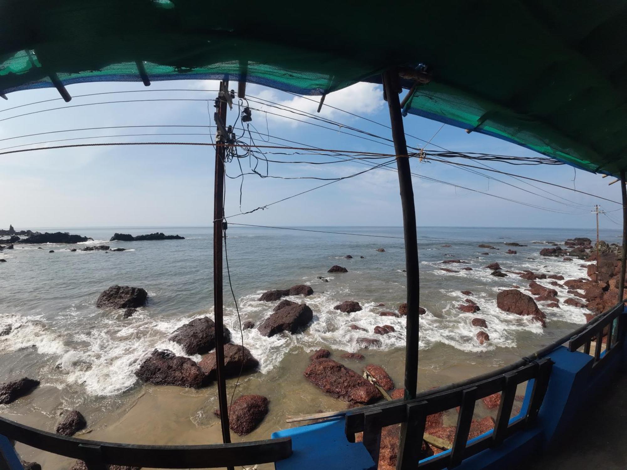 Om Ganesh Guest House Cliffside Arambol Exterior photo